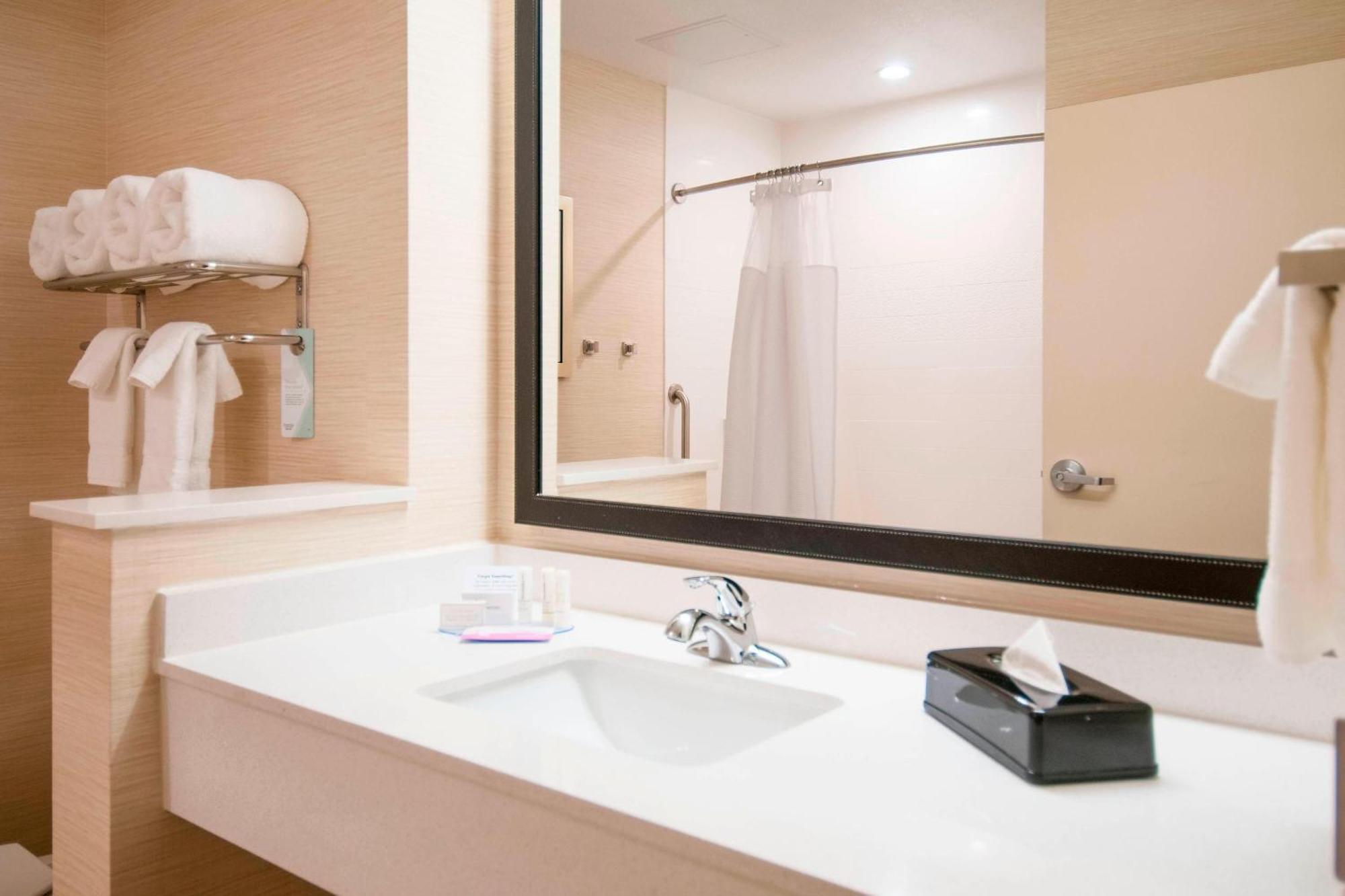 Fairfield Inn & Suites By Marriott San Antonio Brooks City Base Buitenkant foto