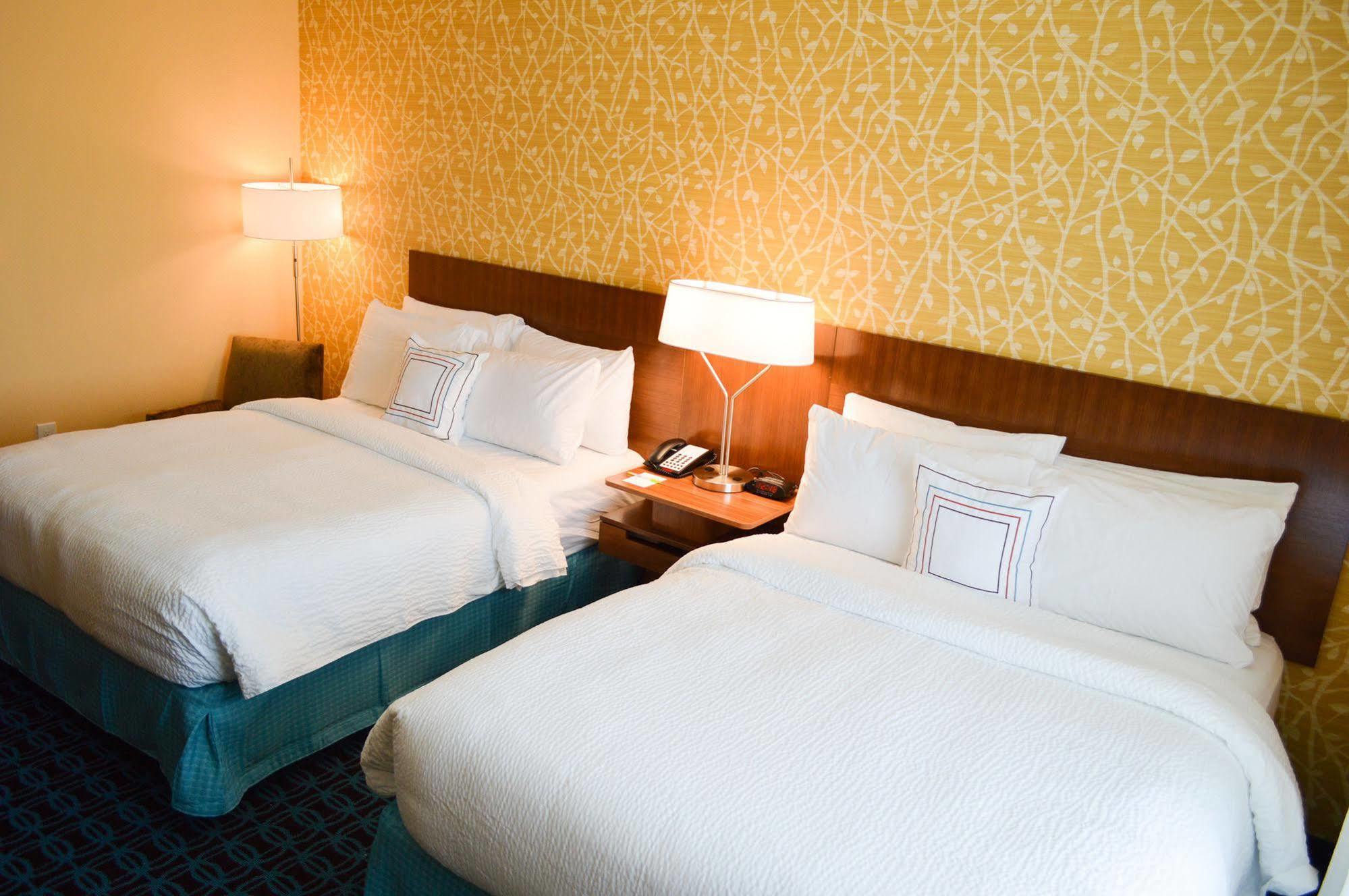 Fairfield Inn & Suites By Marriott San Antonio Brooks City Base Buitenkant foto